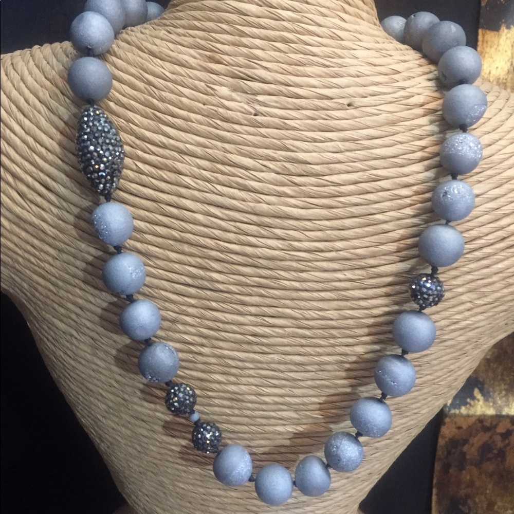 Single Beaded Fashion Necklace with Pewter Accent.